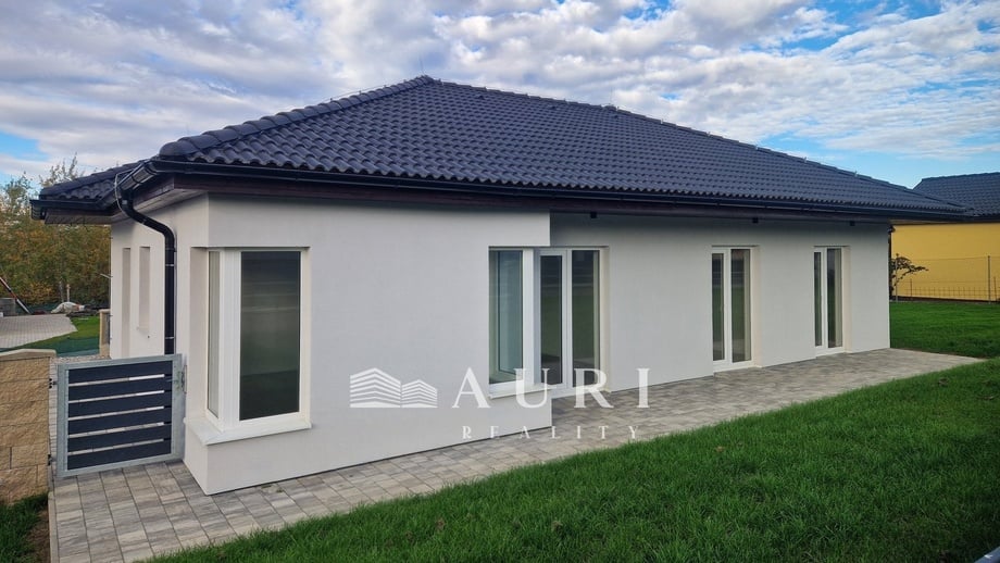 Pronájem rodinné domy, 110 m² - Podbořany
