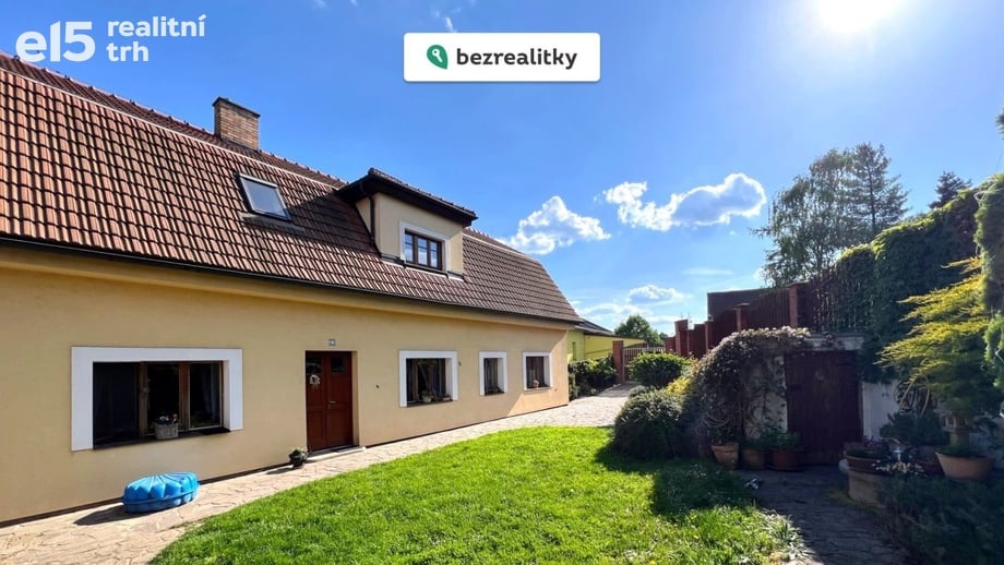 Prodej rodinného domu 218 m², Praha-Suchdol