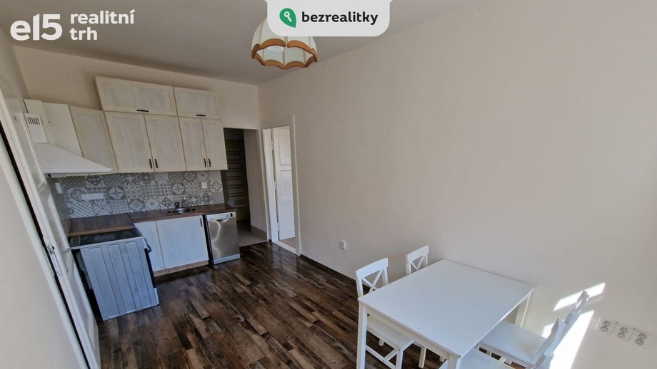 Prodej byty 1+1, 44 m² - Teplice