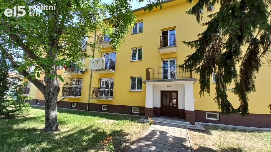 Pronájem byty 3+kk, 60 m² - Hodonín
