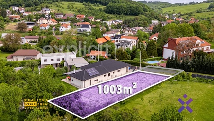 Prodej stavebního pozemku 1 003 m², Březnice
