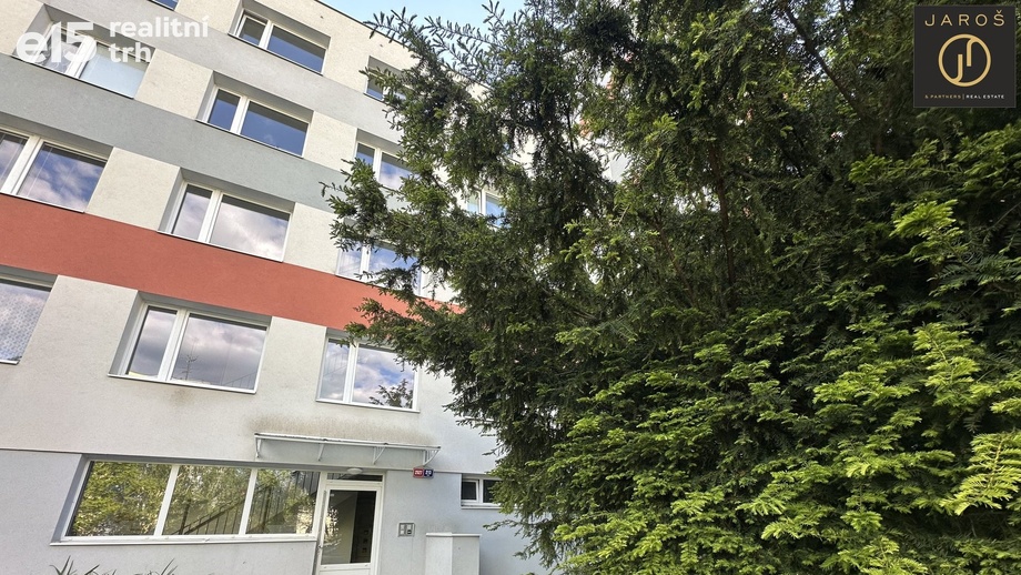 Pronájem byty 1+kk, 28 m² - Kladno - Kročehlavy