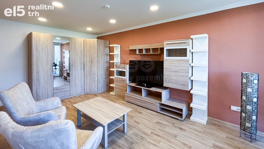 Pronájem byty 3+1, 72 m² - Praha - Kobylisy