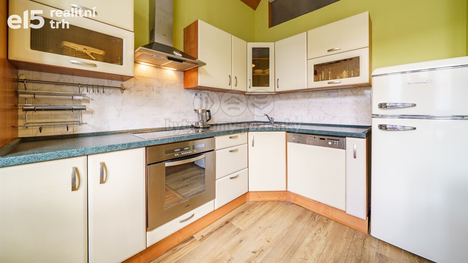 Prodej byty 2+1, 68 m² - Karlovy Vary - Drahovice