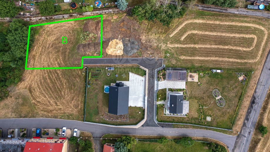Prodej stavebního pozemku 1 036 m², Malšovice