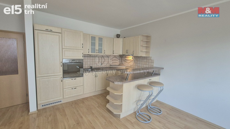 Pronájem byty 1+kk, 43 m² - Kladno
