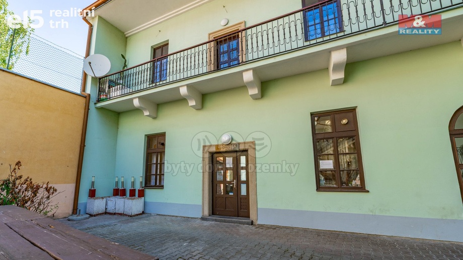 Pronájem obchodní prostory, 60 m² - Velké Meziříčí