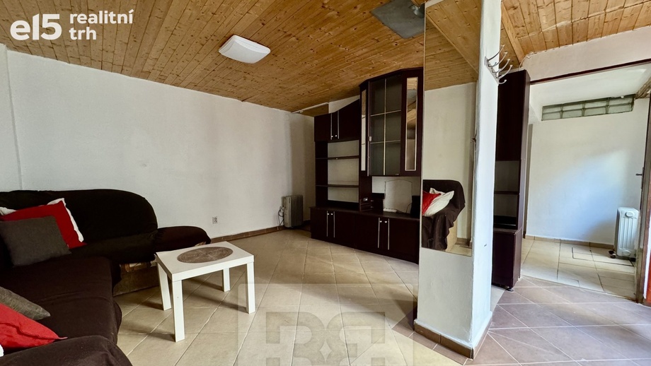 Pronájem byty 2+1, 55 m² - Brno - Žebětín