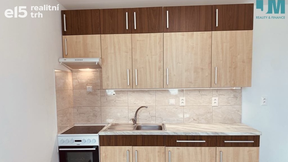 Pronájem byty 2+kk, 56 m² - Měřín