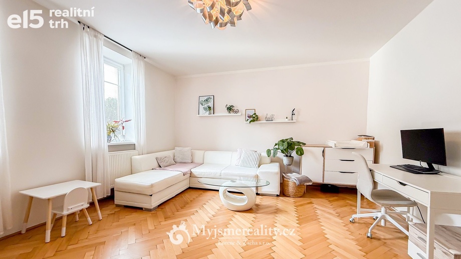 Pronájem byty 2+1, 60 m² - Znojmo