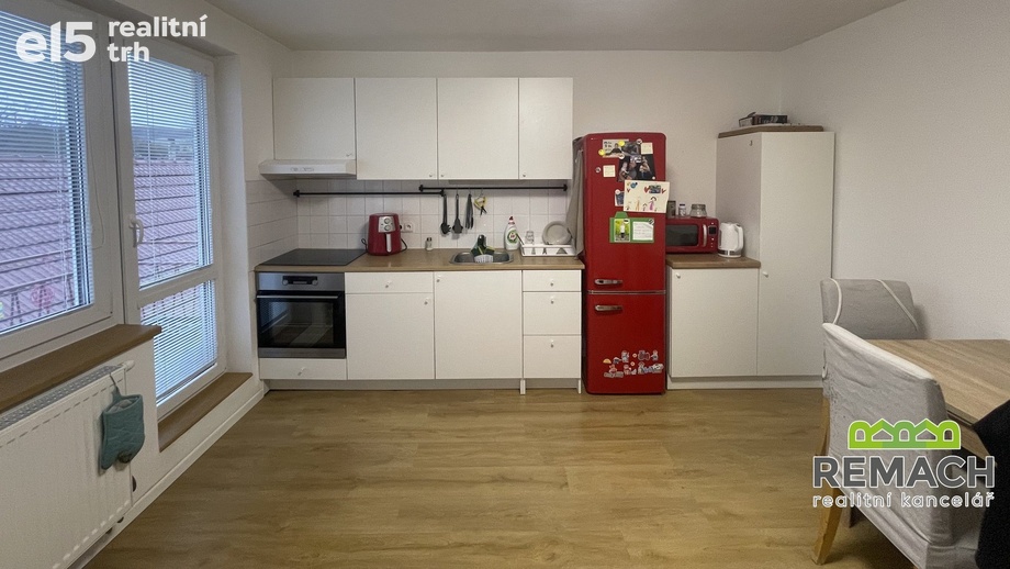 Pronájem byty 2+1, 65 m² - Uherský Brod - Újezdec