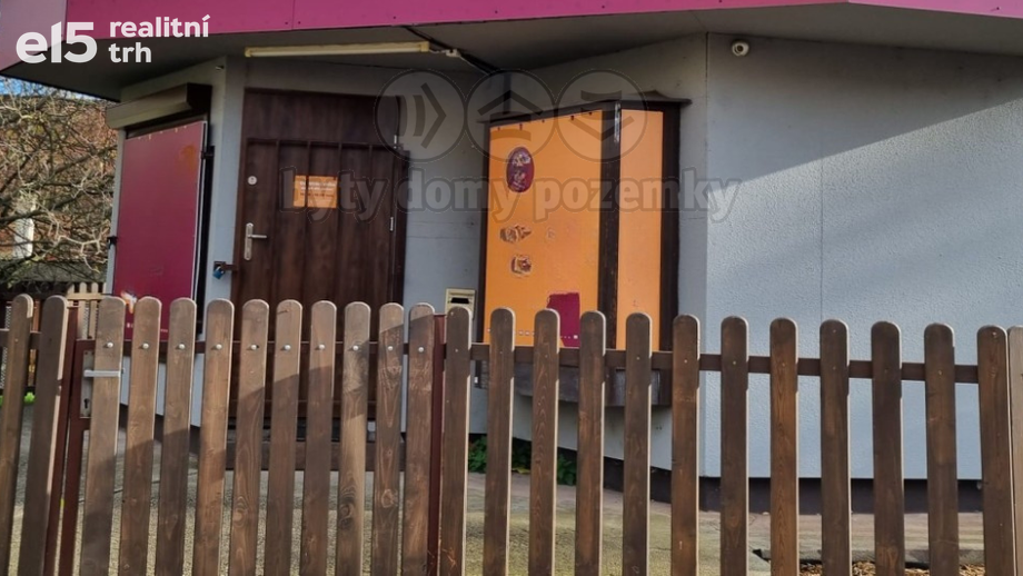 Pronájem obchodní prostory, 18 m² - Český Těšín