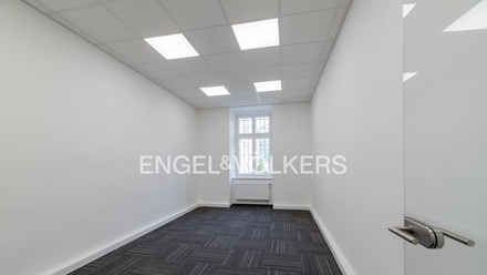Pronájem kanceláře 111 m², Praha - Karlín