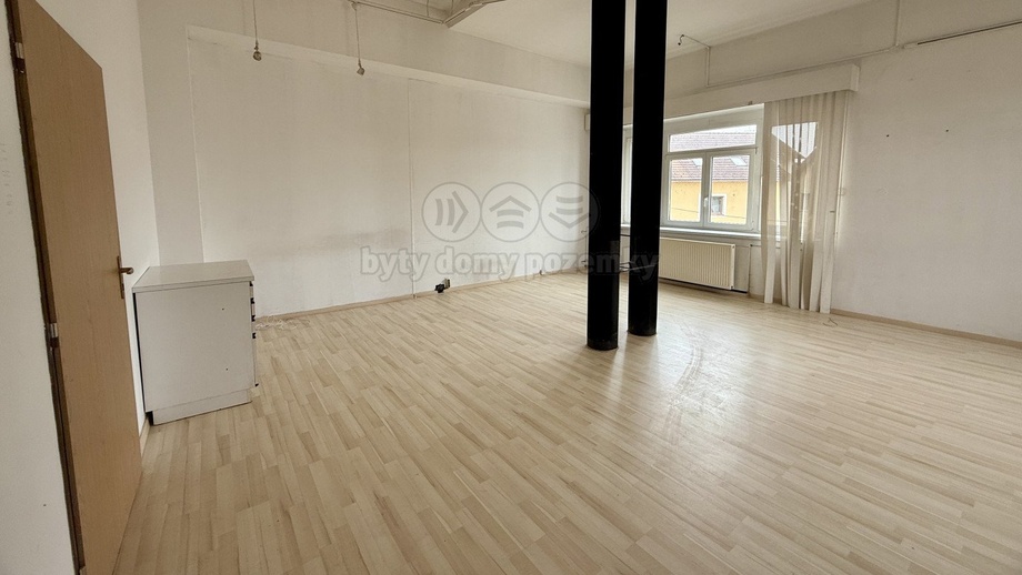 Pronájem kanceláře 43 m², Blatná
