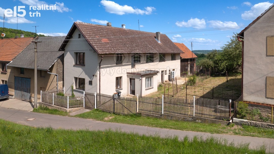 Prodej rodinné domy, 220 m² - Pochvalov