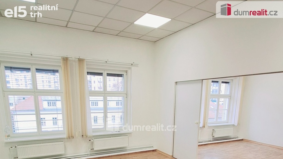 Pronájem kanceláře, 43 m² - Praha
