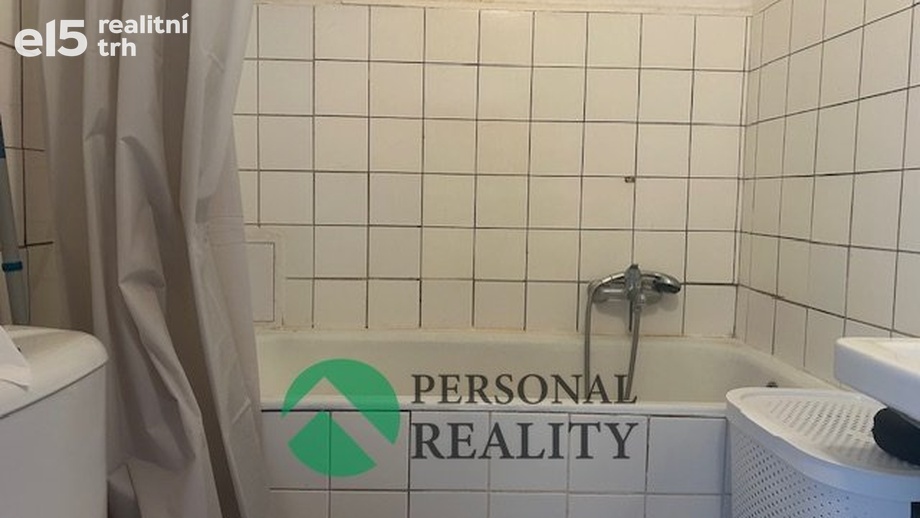 Pronájem byty 1+kk, 23 m² - Praha - Holešovice