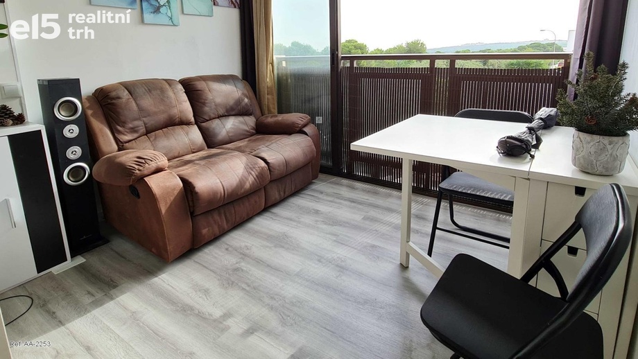 Prodej byty 1+kk, 28 m² -