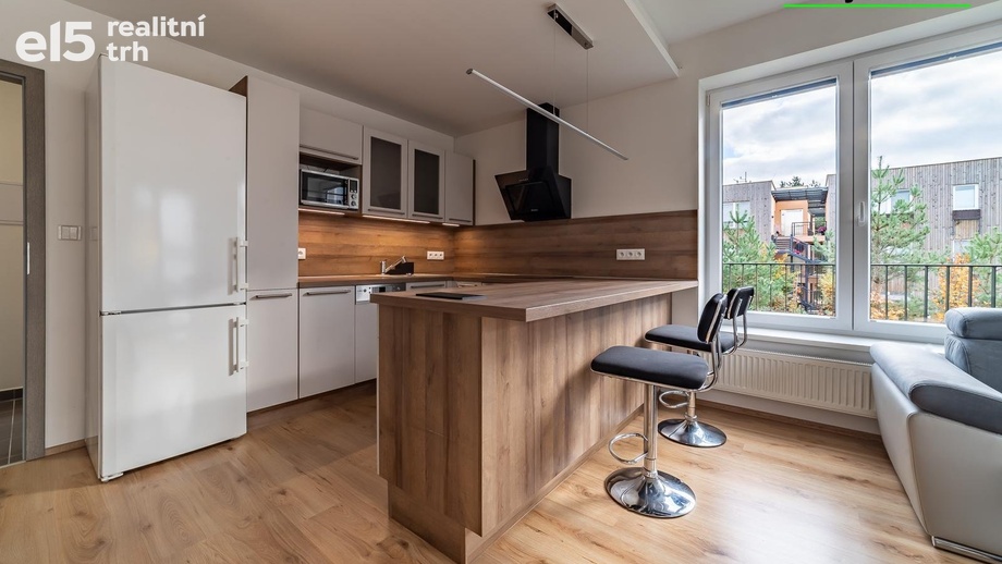 Pronájem byty 2+kk, 58 m² - Plzeň - Valcha