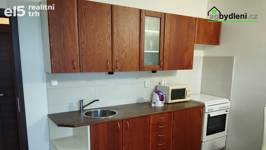 Pronájem byty 1+kk, 30 m² - Plzeň - Bolevec