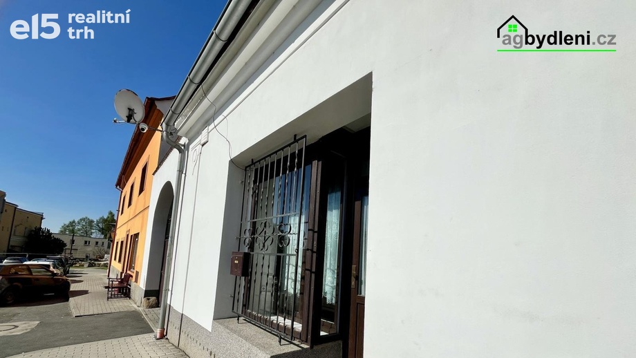 Pronájem byty 2+kk, 65 m² - Město Touškov