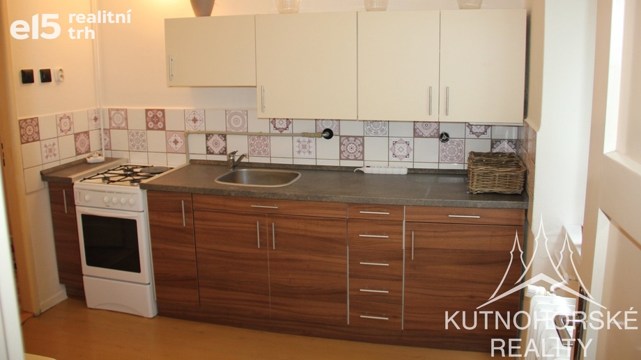 Pronájem byty 2+1, 58 m² - Kolín II
