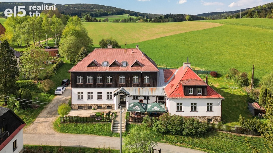 Prodej chalupa, 402 m² - Staré Město - Nová Seninka
