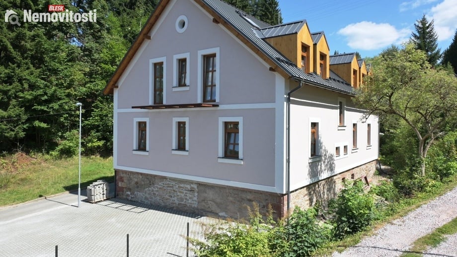 Prodej bytu 1+kk 30 m², Vrchlabí - Hořejší Vrchlabí