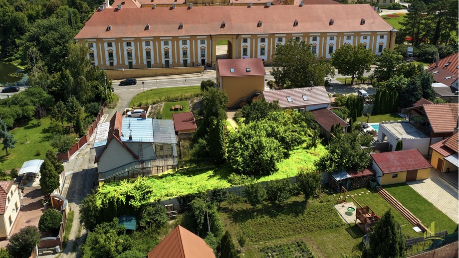 Prodej stavebního pozemku 650 m², Lednice