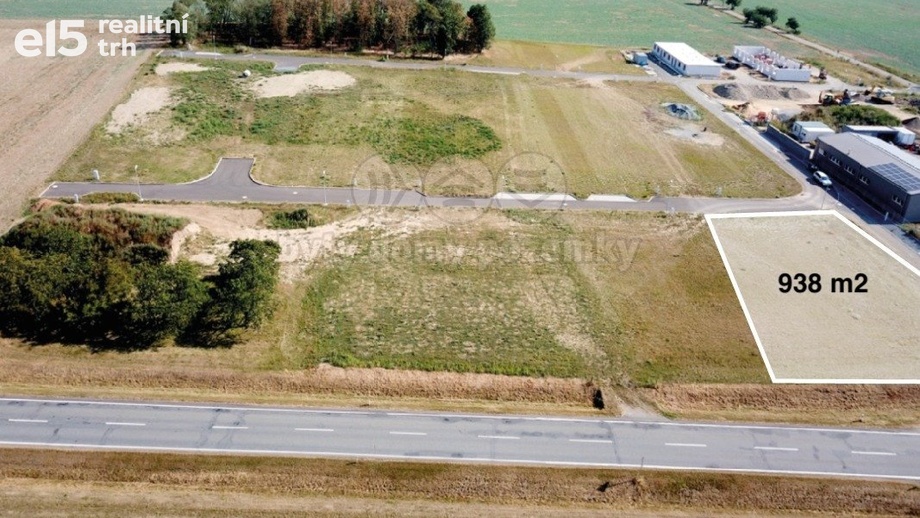 Pronájem pozemky pro komerční výstavbu, 938 m² - Valeč