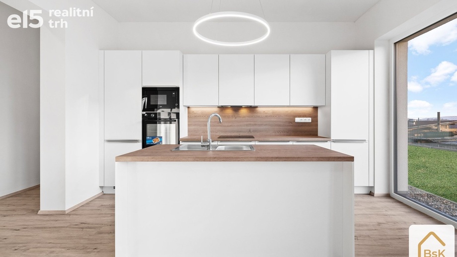 Prodej byty 4+kk, 109 m² - Křížkový Újezdec