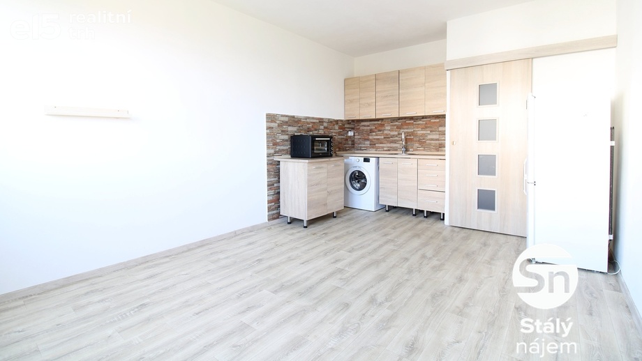 Pronájem byty 1+kk, 24 m² - Praha - Braník