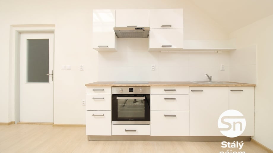 Pronájem byty 2+kk, 55 m² - Kostelec nad Černými lesy