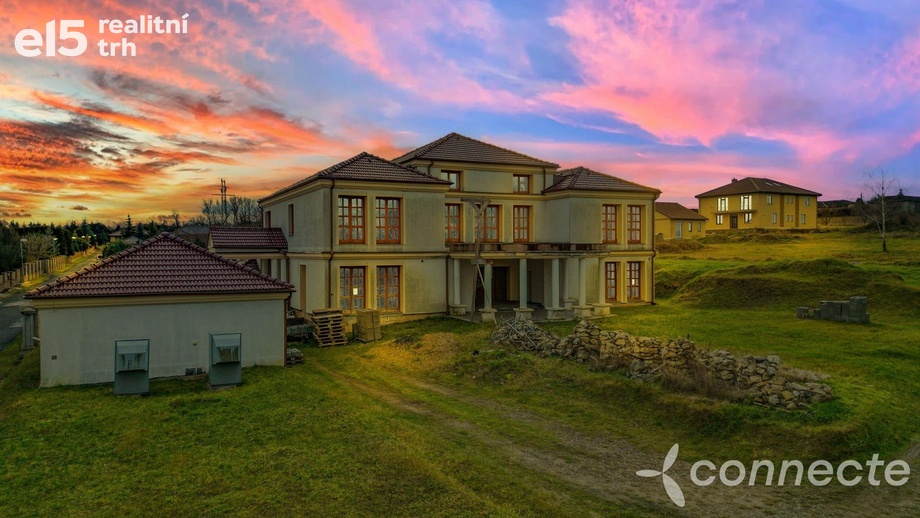 Prodej vila, 697 m² - Žatec - Bezděkov