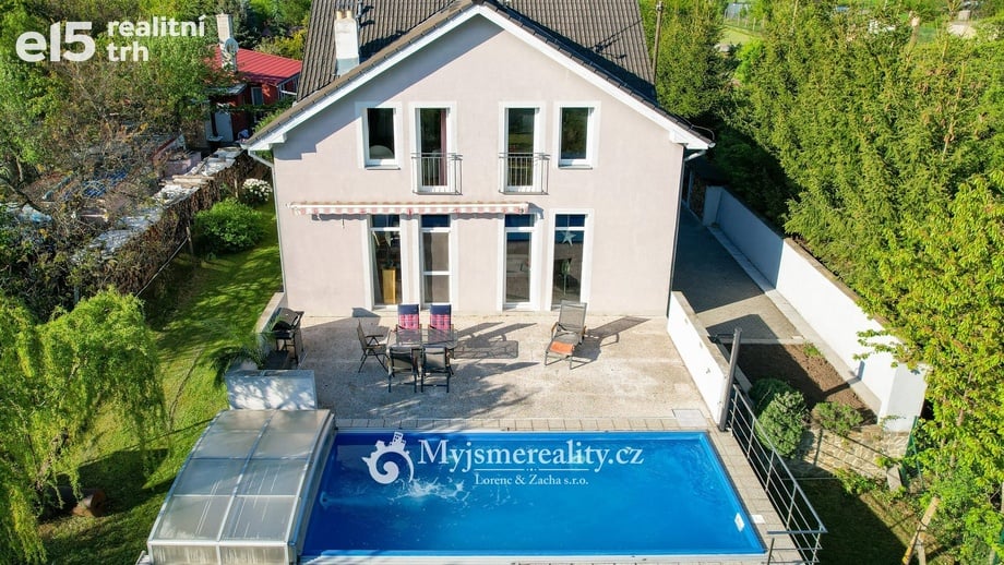 Prodej rodinné domy, 378 m² - Znojmo