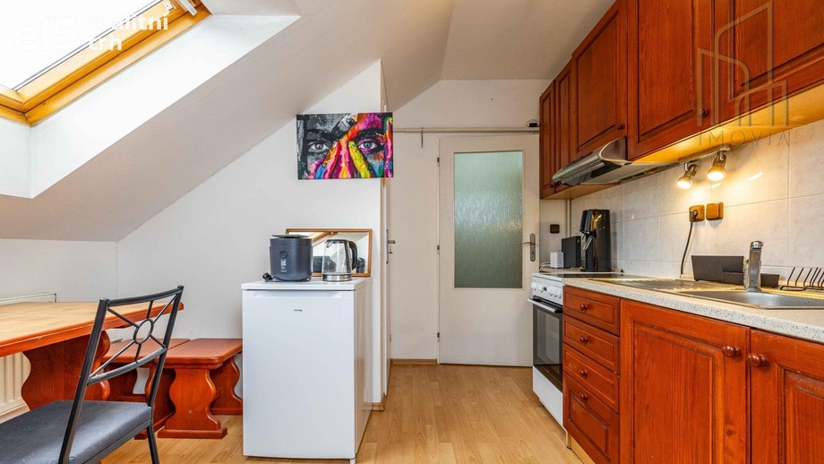 Prodej byty 1+1, 32 m² - Praha - Smíchov