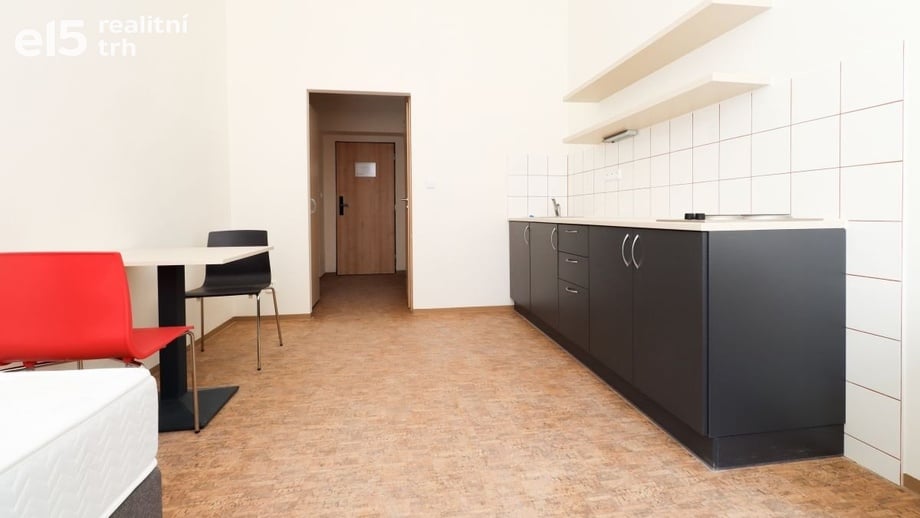 Pronájem byty 1+kk, 24 m² - Praha - Smíchov