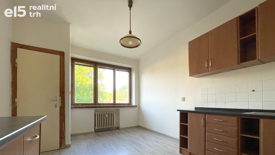 Pronájem byty 1+1, 64 m² - Hronov