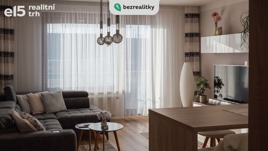Prodej byty 2+kk, 58 m² - Praha - Holešovice
