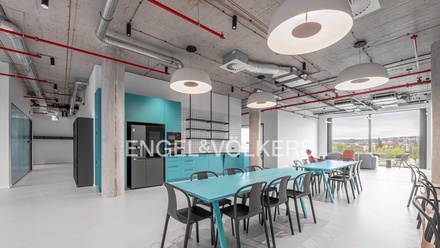 Pronájem kanceláře 1 544 m², Praha - Karlín