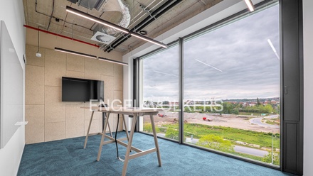 Pronájem kanceláře 1 544 m², Praha - Karlín