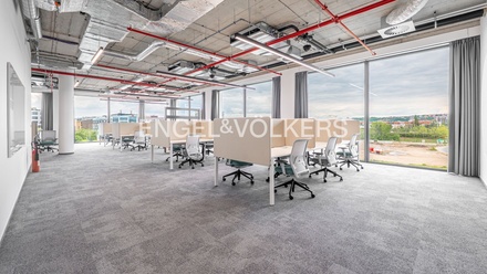 Pronájem kanceláře 1 544 m², Praha - Karlín