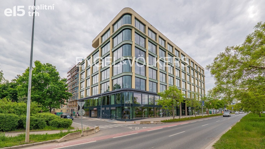 Pronájem kanceláře, 1 544 m² - Praha - Karlín