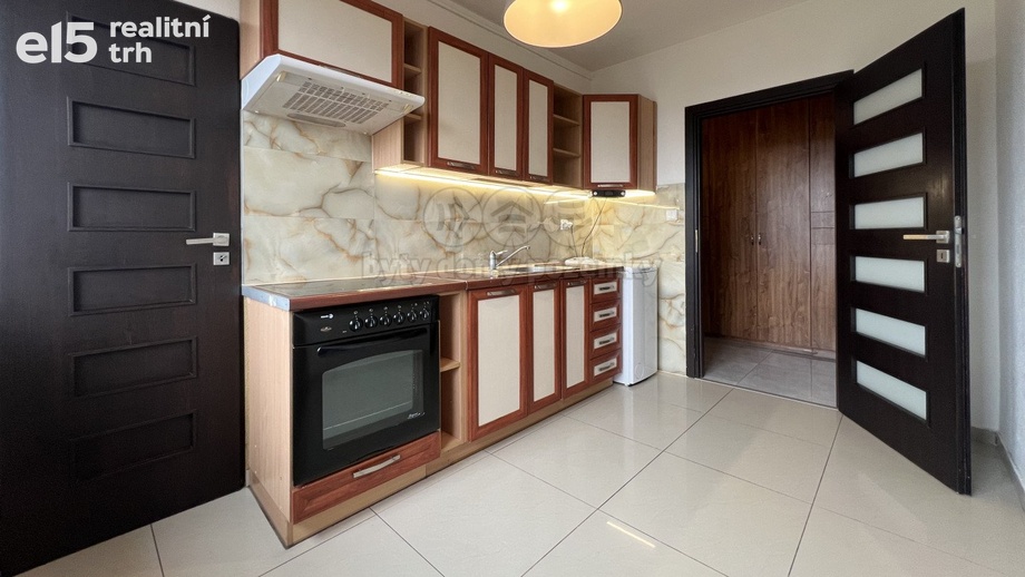 Pronájem byty 2+1, 66 m² - Karviná - Hranice