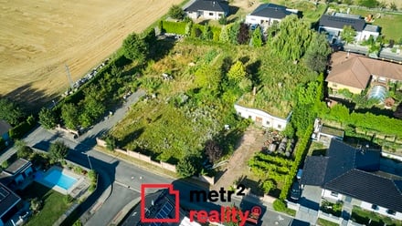 Prodej stavebního pozemku 965 m², Tršice - Hostkovice