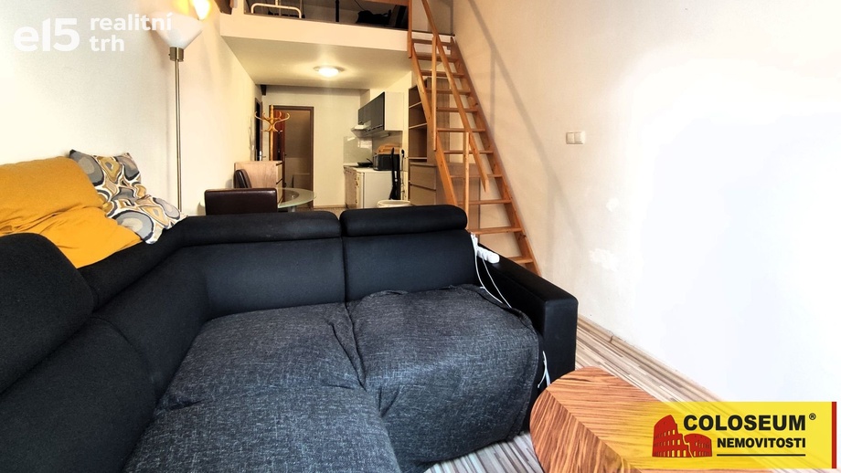 Pronájem byty 1+kk, 26 m² - Židlochovice