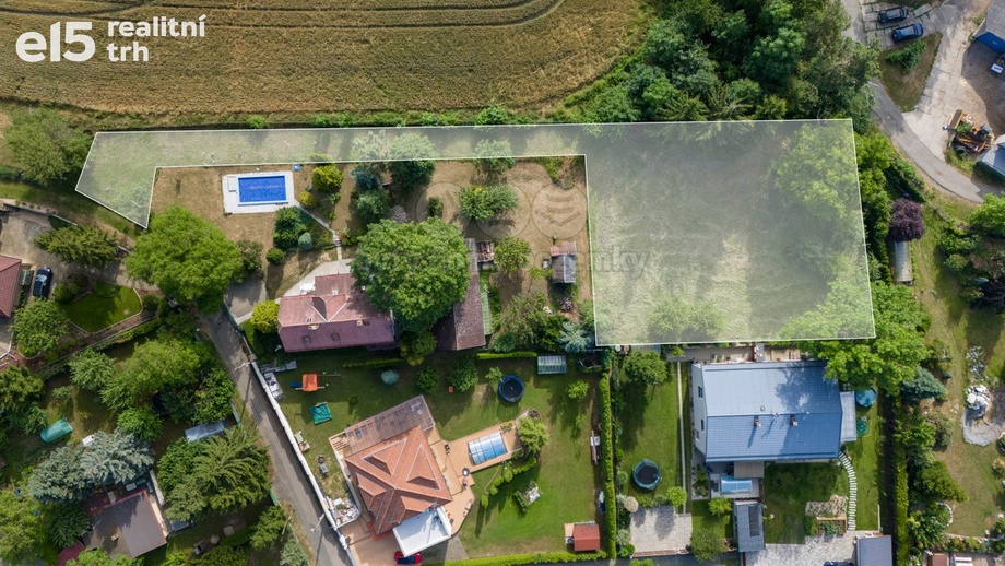 Prodej stavebního pozemku 1 564 m², Všestary