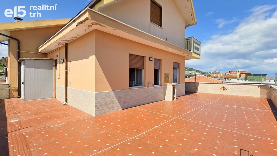 Prodej byty 3+1, 135 m² -