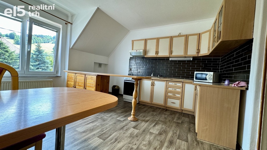 Prodej byty 3+1, 85 m² - Česká Ves