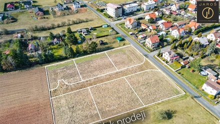 Prodej stavebního pozemku 1 003 m², Lužná